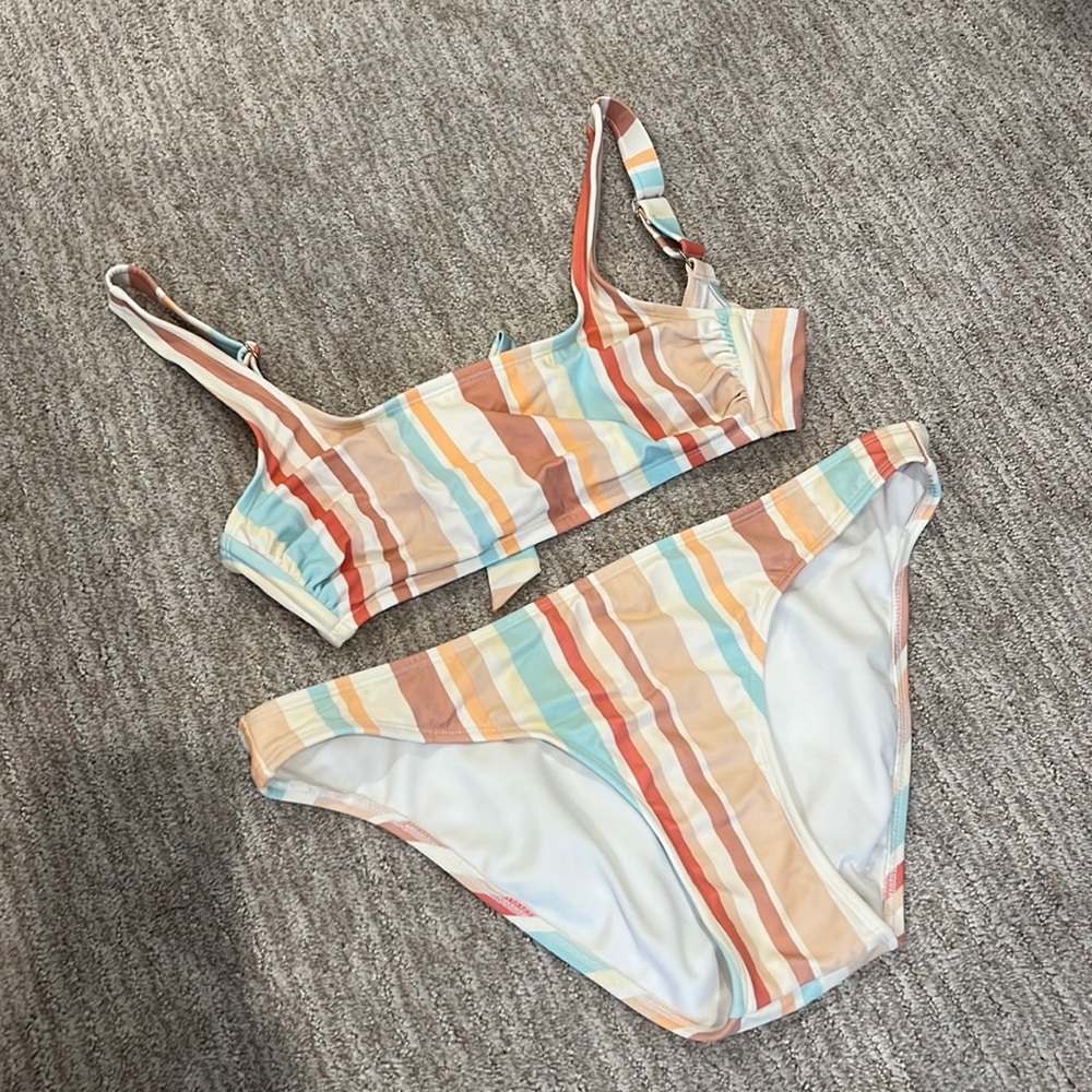 Xhiliration bikini size XL bottom d/dd top